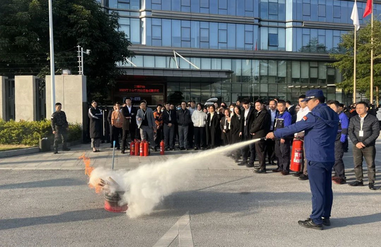 筑牢安全线，防患于未“燃”丨昇辉控股开展消防演练活动